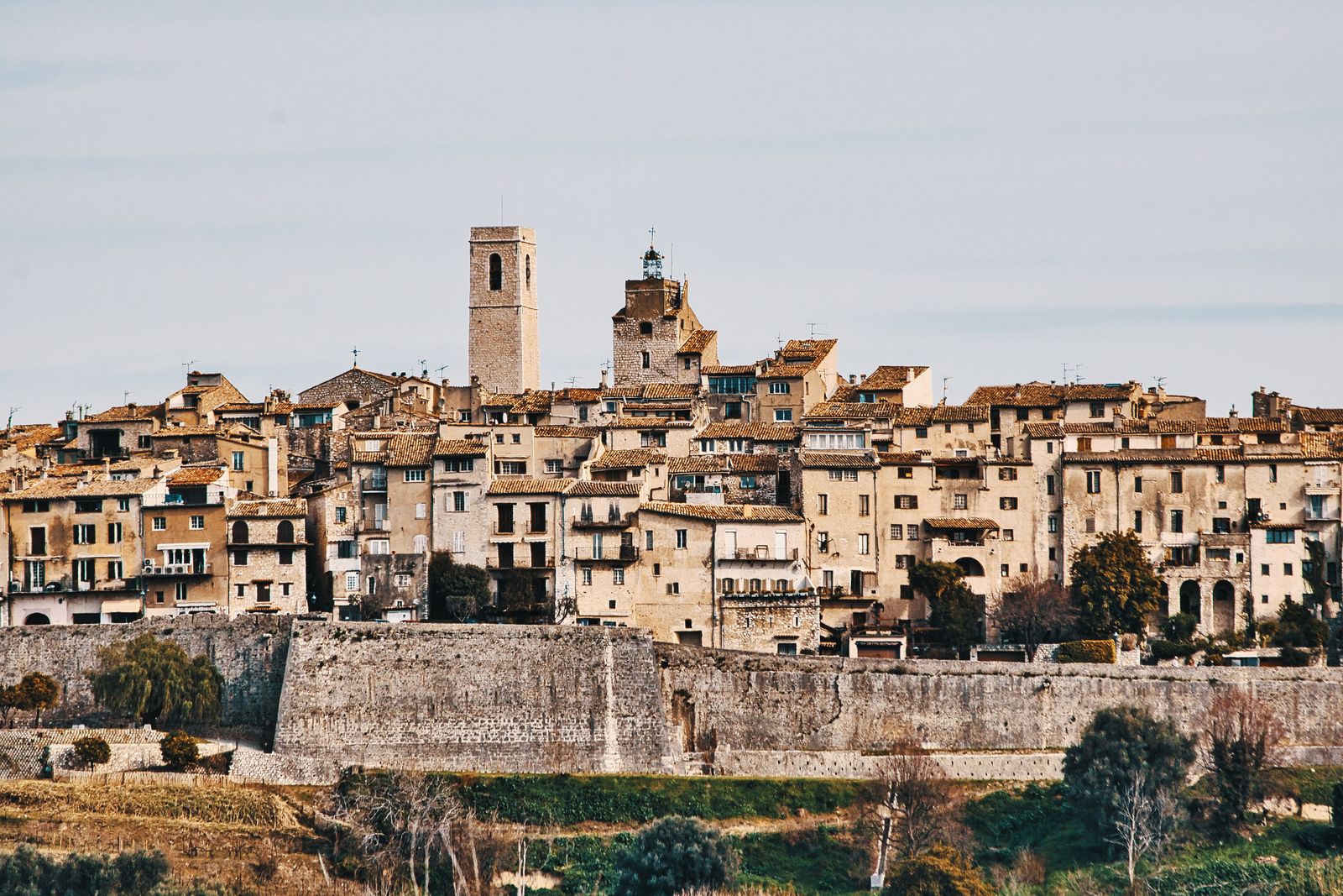 Remparts et ruelles du village de Saint-Paul-de-Vence