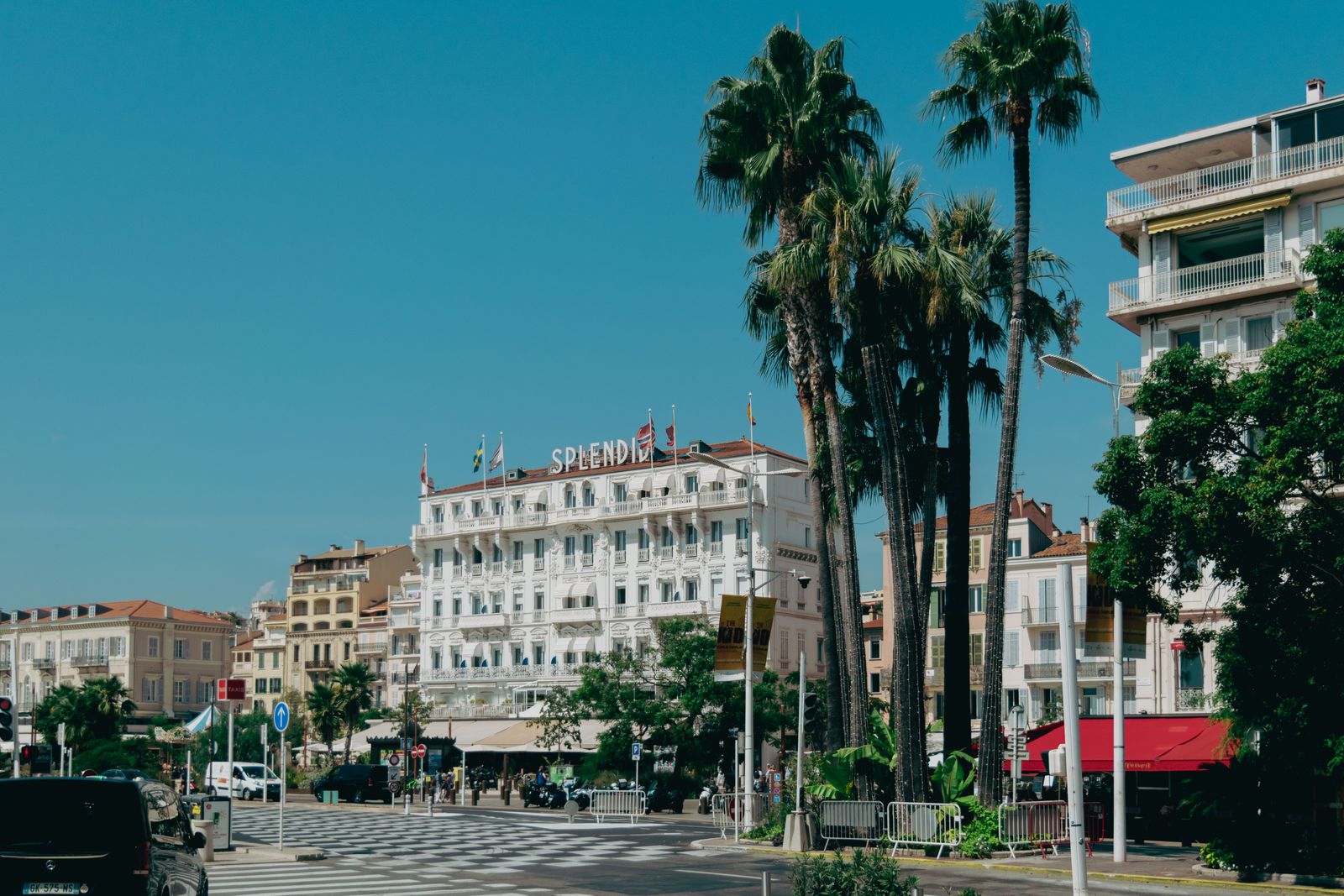 Village perché d'Èze surplombant la Méditerranée