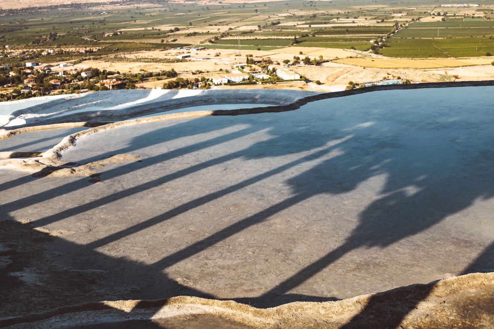 Vasques de travertin blanc de Pamukkale, Turquie