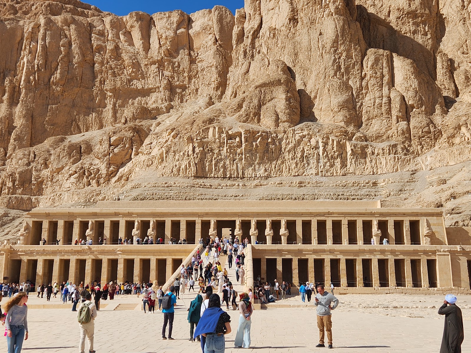 Temple égyptien antique en haute Égypte