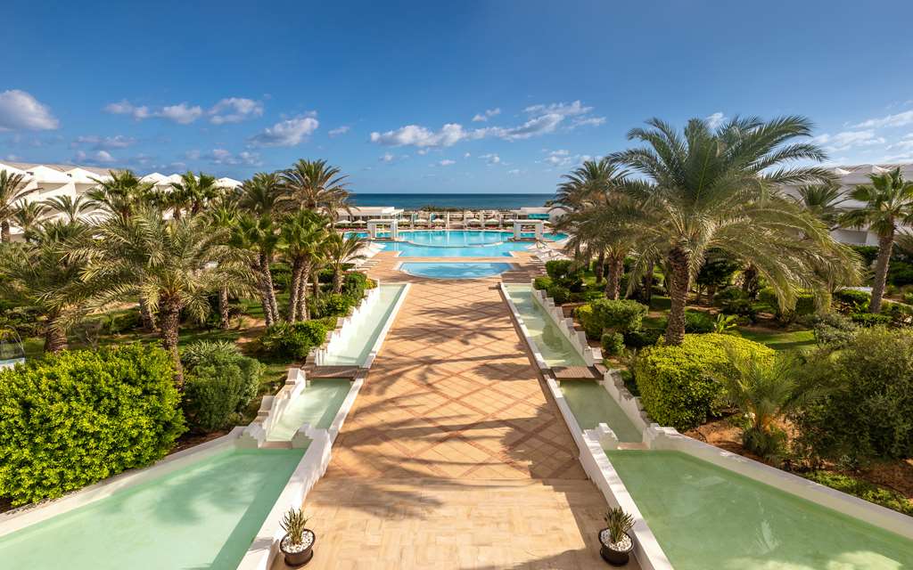 Resort thalasso en bord de mer sur l'île de Djerba en Tunisie