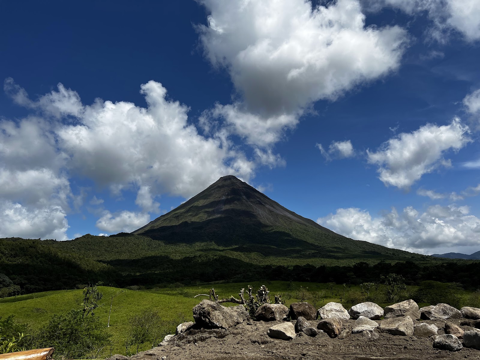 Volcan Arenal et son cône parfait au Costa Rica