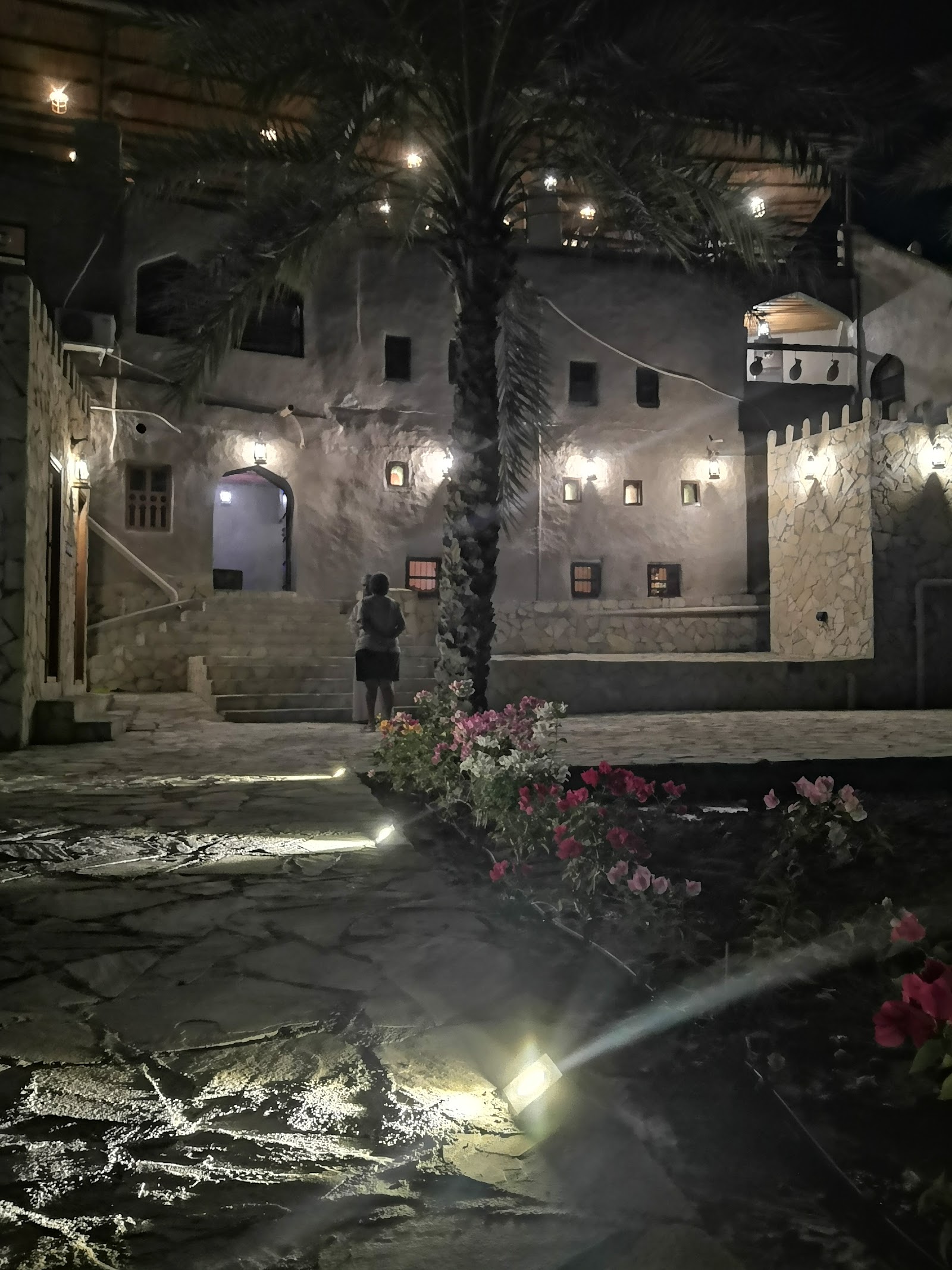 Façade d'Antique Inn, guesthouse à Nizwa, Oman