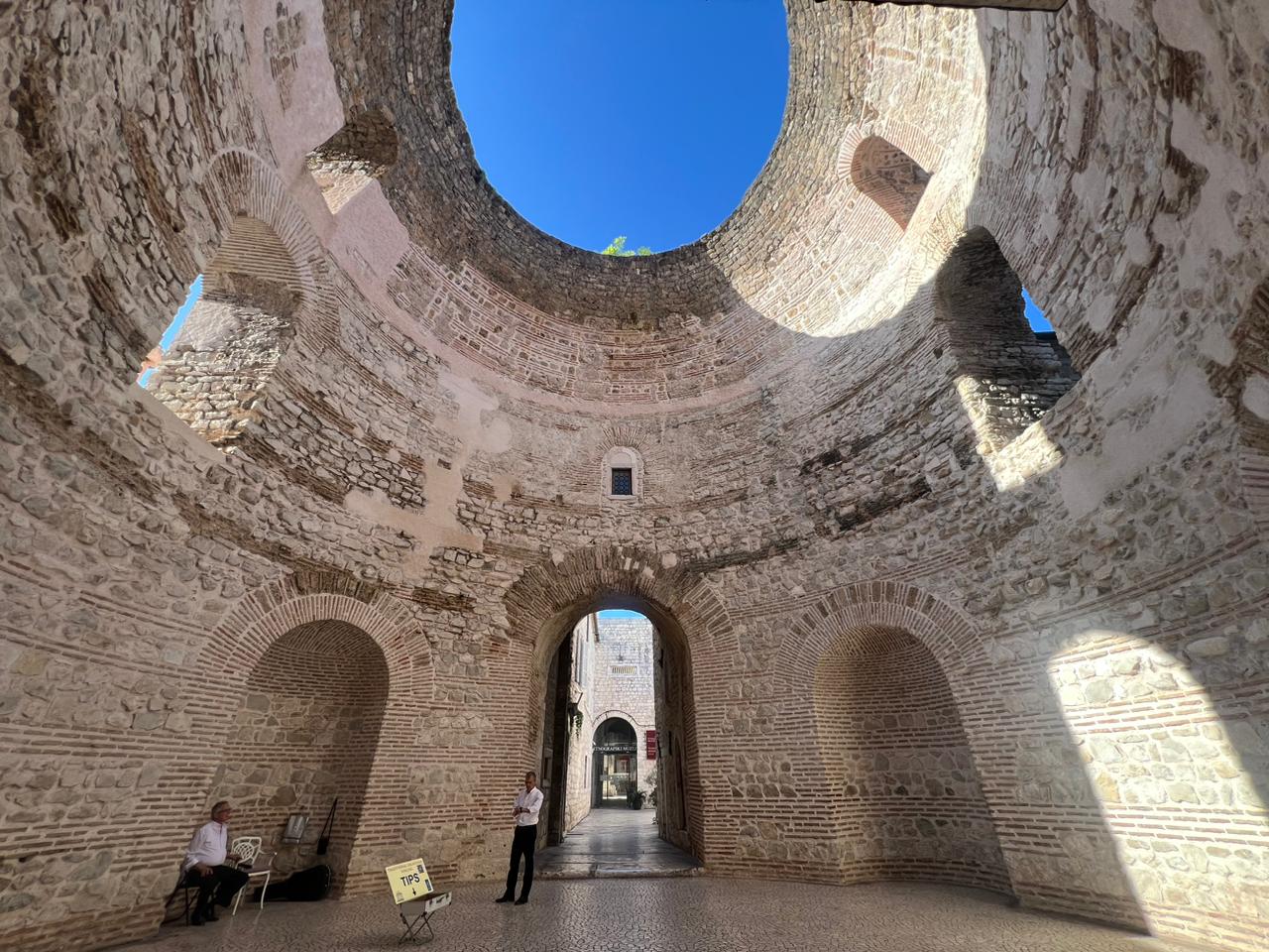 Promenade de Split en bord de mer
