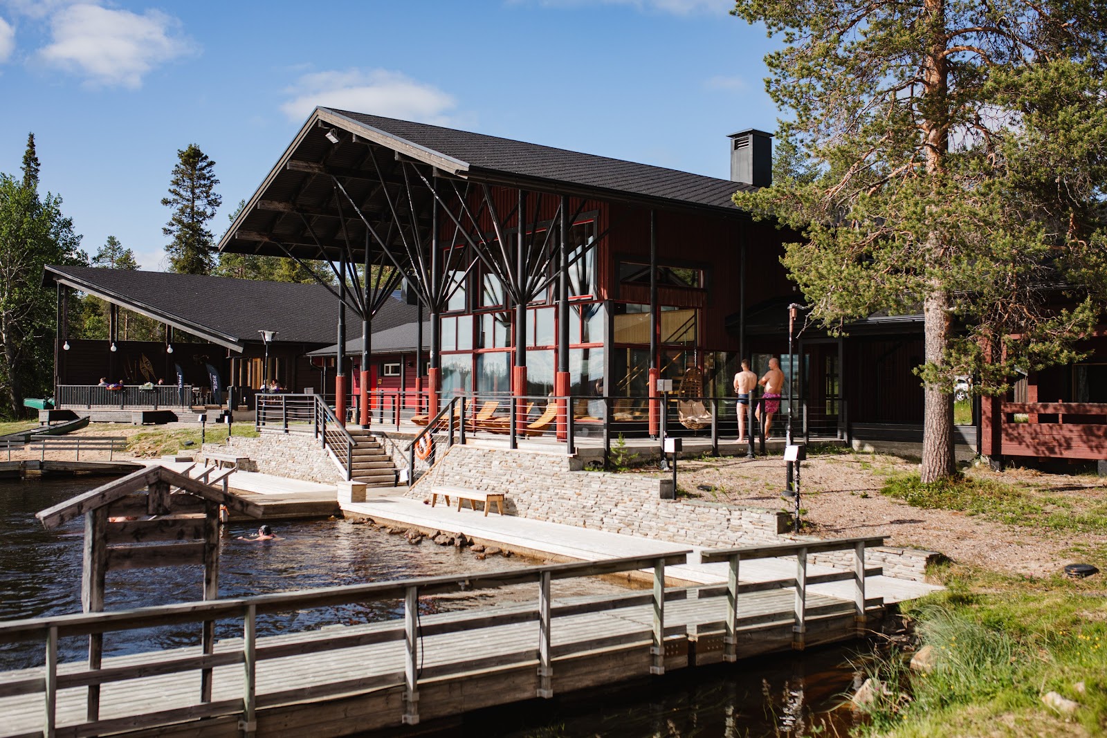 Sauna public en bord de mer à Helsinki avec accès à l\'eau