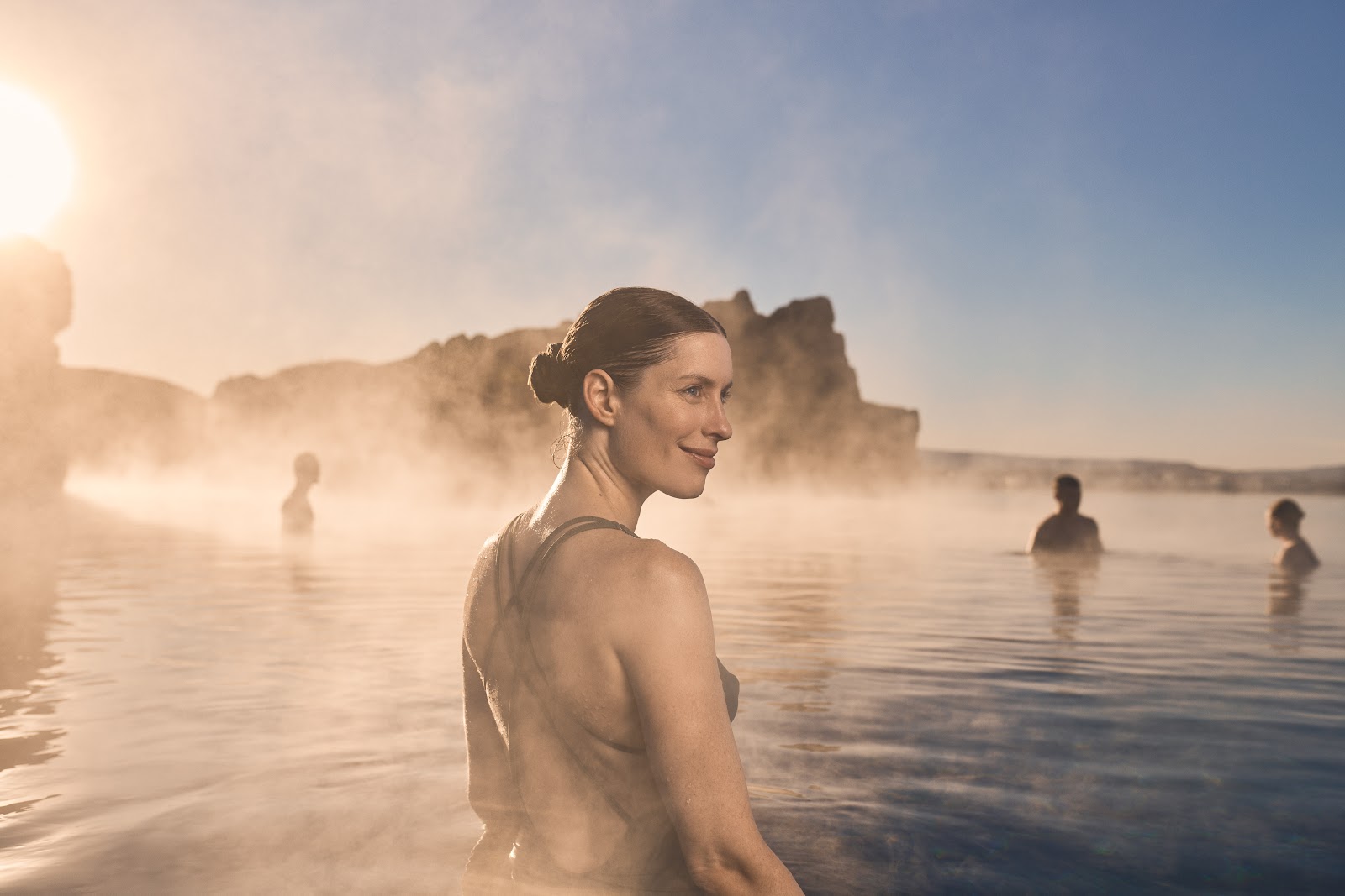 Vue du Blue Lagoon en Islande avec eaux géothermales